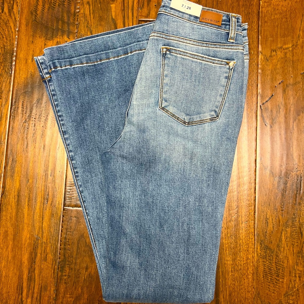 Judy Blue 7/28 “The OG Skater Girl” Jeans